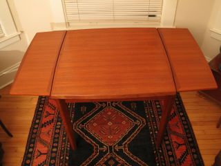 VTG MID CENTURY DANISH MODERN TEAK DINING TABLE EXPANDS NYC LOFT BRDR.  FURBO 7