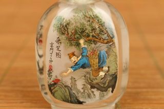 Chinese natural crystal hand painting medical sage lishizhen snuff bottle 2