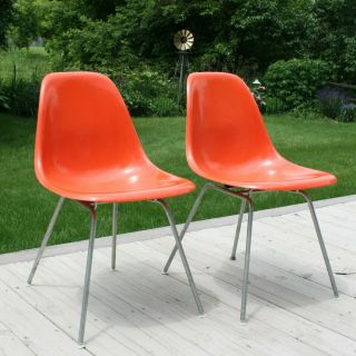 2 Vintage Herman Miller Eames Orange Shell Bucket Fiberglass Chair Narrow Mounts