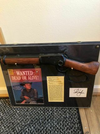 Vintage Wanted Dead Or Alive Display With / Denix Rifle - Steve Mcqueen