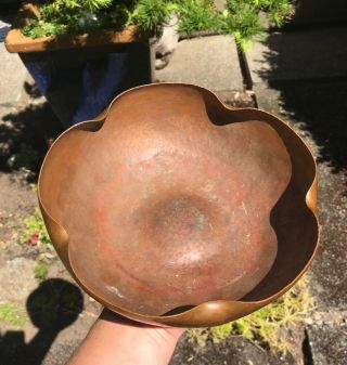 Antique ALBERT BERRY Seattle Hammered Copper Lobed Floriform Bowl Arts & Crafts 3