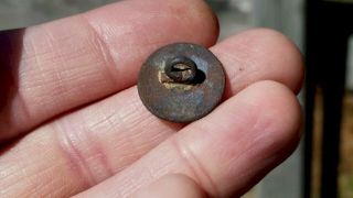 BRITISH HARTS MILITIA BUTTON 1790 - 1810 2