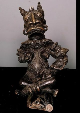 Old Tribal Tikar Bronze Maternity Figure - - Cameroon Bn (wh)