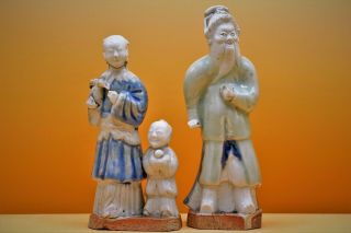18th Century - Fine RARE Antique,  CHINESE Porcelain PAIR Man Woman Child FIGURES 2