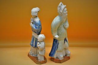18th Century - Fine RARE Antique,  CHINESE Porcelain PAIR Man Woman Child FIGURES 4