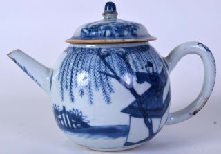 Chinese Porcelain Tea Pot Chinese Blue & White Antique Kangxi Khang Shi Oriental