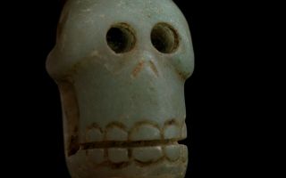 Pre Columbian Mayan Skull Pendant _aztec_olmec_mayan