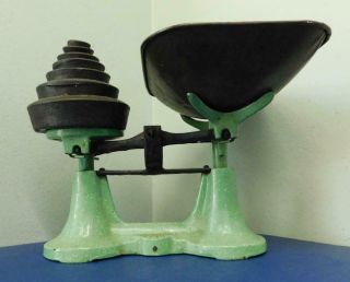 1930s Metters Melbourne Green Enamelled Kitchen Scales With Weights