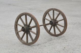 2x Vintage Old Wooden Cart Wagon Wheels Wheel - 45.  5 Cm - Delivery