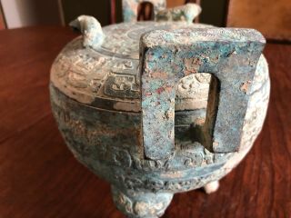 Large Antique Chinese Cast Bronze Urn 3