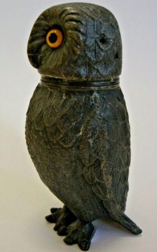 Antique early 20th century novelty pewter pepper pot in the form of an owl 2