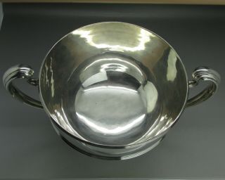 ANTIQUE GOOD LARGE HEAVY SOLID STERLING SILVER TWIN HANDLED BOWL 31CM 1000g 1909 11