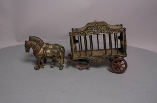 Hubley Vintage Cast Iron Royal Circus Wagon With Horses