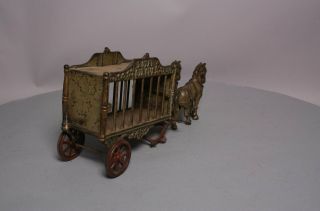 Hubley Vintage Cast Iron Royal Circus Wagon with Horses 4