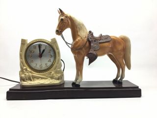 Vintage Sessions Breyer Hartland Palomino Horse Metal Clock 12