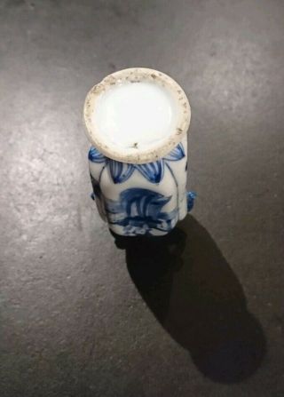 2x 19th Century Chinese Blue & White Miniature Vases Or Snuff Bottles 7
