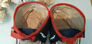 Antique Collectable Native American Indian Beaded Moccasins 4
