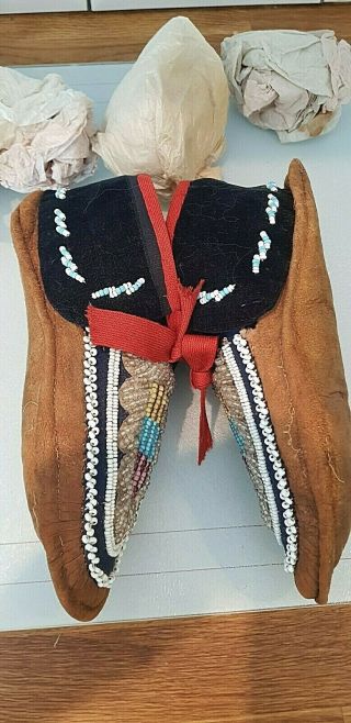 Antique Collectable Native American Indian Beaded Moccasins 6
