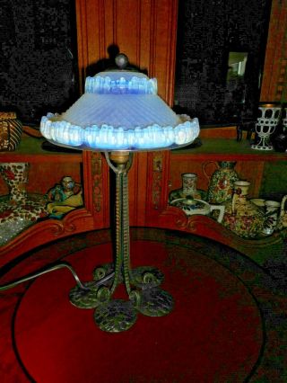 Magnificent French Art Deco Lamp With Frilly Vaseline Glass Shade