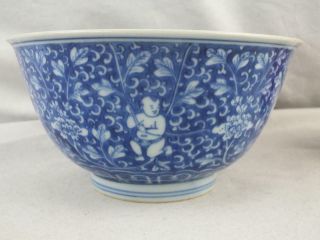 KANGXI 1662 - 1722 CHINESE PORCELAIN BLUE AND WHITE BOYS BOWL 3