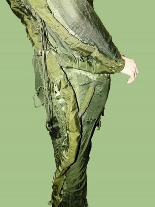 Chinese Air Force MIG pilot pressure anti G flght suit high altitude military 8