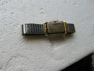 Bulova Watch Comm.  US Air Force Pilot ' s WW2 with Insignia,  no,  second hand dial 5
