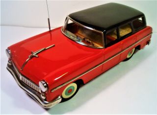 TIN FRICTION 1955 FORD TWO TONE STATION WAGON CAR TAILGATE MARUSAN JAPAN 2