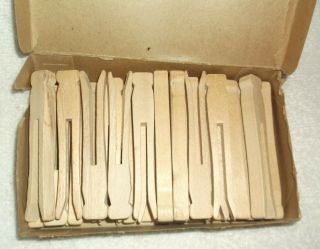 vtg IDEAL brand wooden Clothes Pins Old Stock w/Box Forster Mfg Strong Maine 3