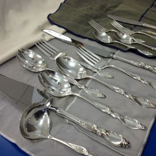 Vintage Wallace Silversmith Sterling Silverware 81 Piece Set Is Incredible