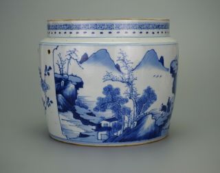 A Chinese Blue and White Porcelain Vase Pot Jar with Deer & Crane 5