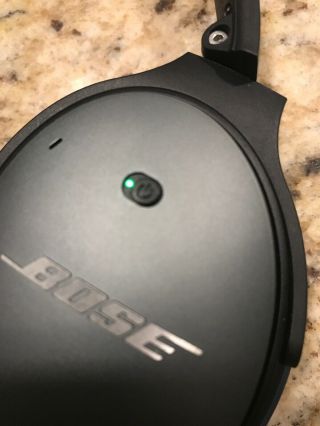 Bose Quiet Comfort QC25 Acoustic Noise Cancelling Headphones 2
