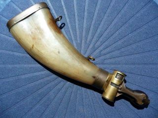 French Powder Flask - Pressed Horn Body - Boche Type Plunger Charger