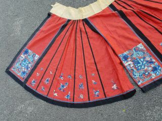 Antique 19 th Chinese silk embroidery skirt 2