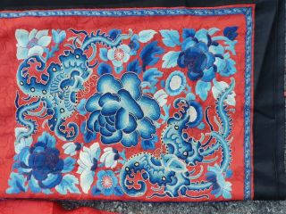 Antique 19 th Chinese silk embroidery skirt 3