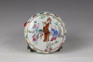 19th century,  A RARE‘famille - rose’chinese porcelain seal paste box and cover 2