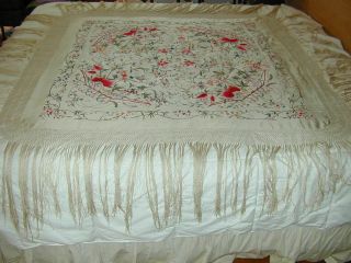 Antique Chinese Embroidered Cream Silk Shawl - Butterflies/Baskets of Flowers 3