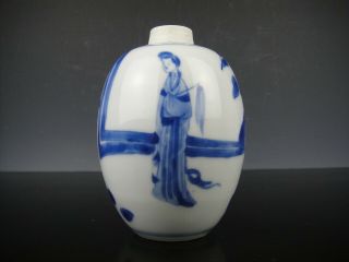 Perfect Chinese Porcelain B/w Tea Caddy - Ladies - 18th C.  Kangxi