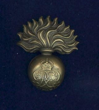 87th (canadian Grenadier Guards) Bn,  Cef - Cap Badge - Superior Strike And Finish