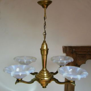 ANTIQUE 1930 FRENCH ART DECO OPALESCENT GLASS SHADES CEILING LIGHT CHANDELIER 4