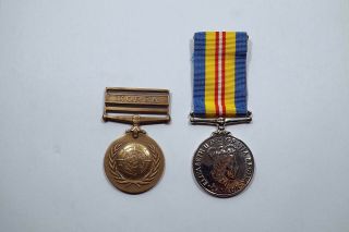 Canada Korea War Medal Pair (volunteer Service) Attr.  G.  Brideau B432