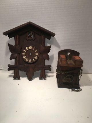 Old Antique Cuckoo Clock - Wood Movement