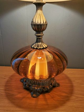 Vintage Mid Century Modern Table Lamp Amber Glass & Brass Hollywood Regency 4