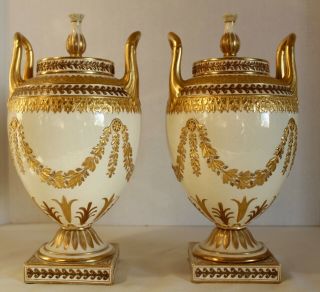Rare And Pair Wedgwood Queen 