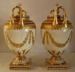 RARE AND PAIR WEDGWOOD QUEEN ' S WARE URNS & COVERS 19TH CENTURY 6