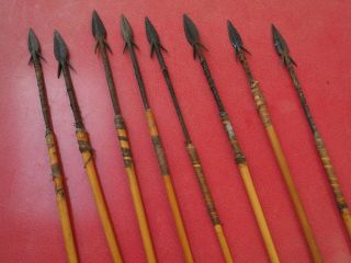 UNUSUAL AFRICAN AFRICAN TRIBAL ART WOODEN LEATHER COVERED QUIVER & METAL ARROWS 2