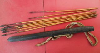 UNUSUAL AFRICAN AFRICAN TRIBAL ART WOODEN LEATHER COVERED QUIVER & METAL ARROWS 5