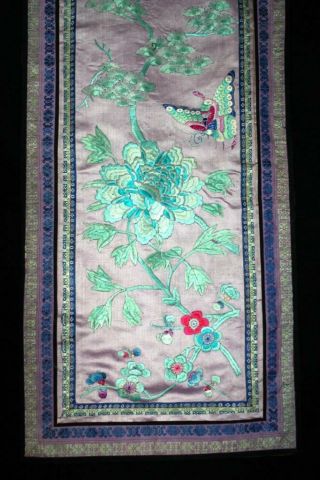 TWO RARE VINTAGE 1920 ' S CHINESE SILK HAND EMBROIDERED HANGINGS 11 