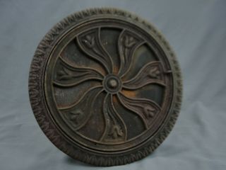 Antique Cast Iron Round Heat Grate Adjustable Shutter Fits 10 - 11 1/2 " W Opening