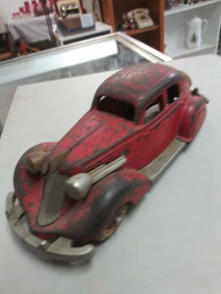 Hubley Cast Iron Toys Cars.  1934 - 36 Studebaker Take Apart Car