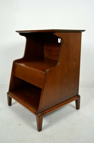 A Vintage Heritage Henredon Mid Century Modern Walnut Nightstand 1960’s